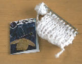 Strickarbeit weiss