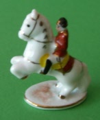 Figur Porzellan Pferd Reiter 