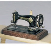 Tischnähmaschine Bodo Hennig